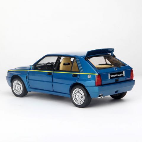 京商 1/18 Lancia Delta HF -1992 合金汽车模型 可开门 蓝色